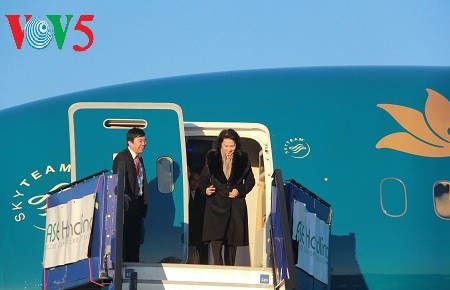 Нгуен Тхи Ким Нган начала турне по трём европейским странам - ảnh 1